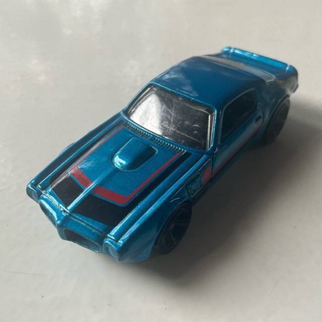 HL Pontiac Firebird - V5304 -2011 (Blue)Mala...