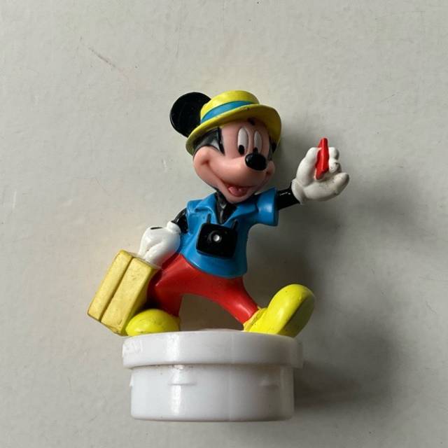 Mickey Mouse Nestle Tube Topper (Tourist wit...