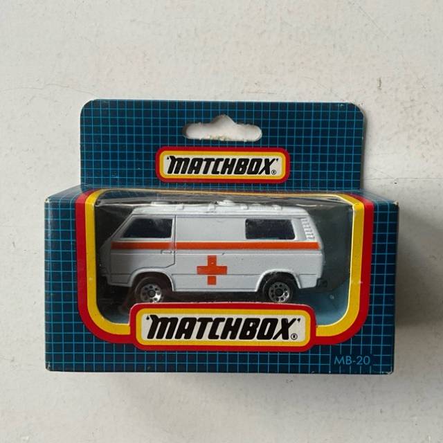 MB VW TRANSPORTER (AMBULANCE) 1987 (LYL 98)