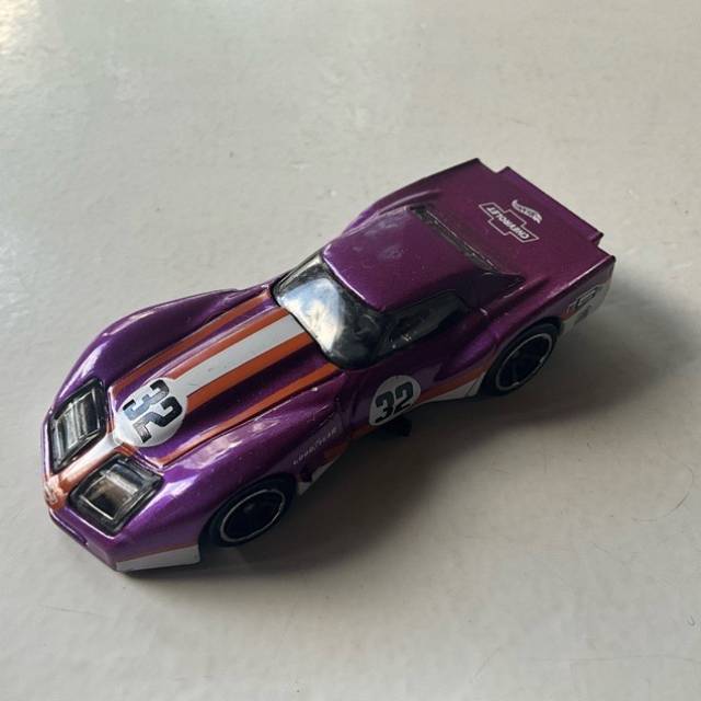 HL Greenwood Corvette Purple (32) W8364 2012...