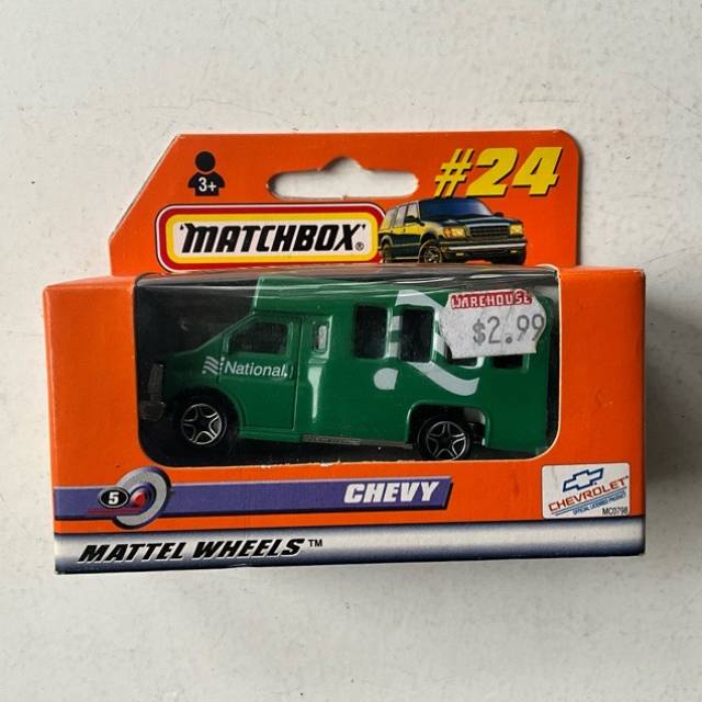 MB 24 CHEVY Green Mail Van 1998 (LYL 196)