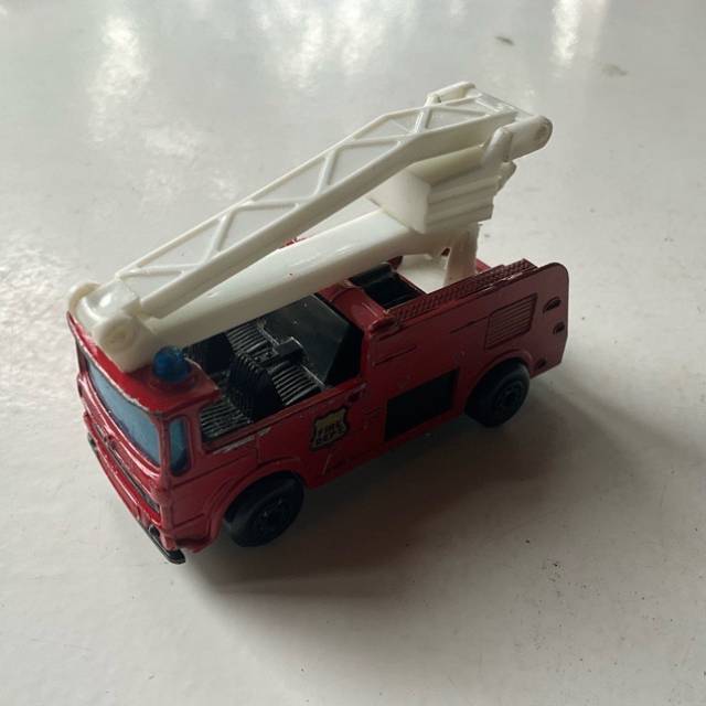 MB SNORKEL Red FIRE TRUCK 1981