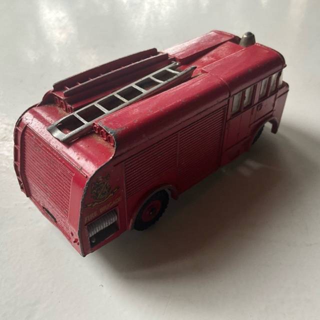 vintagetoy_47225.jpg