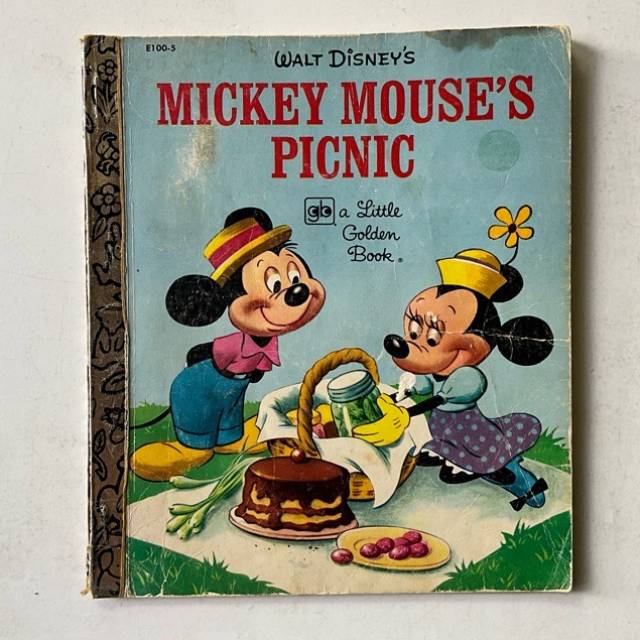 Golden Book - MICKEY MOUSE’S PICNIC Disney...