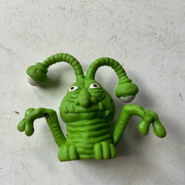 Russ Berrie - Rubber Finger Puppet (Green Mo...