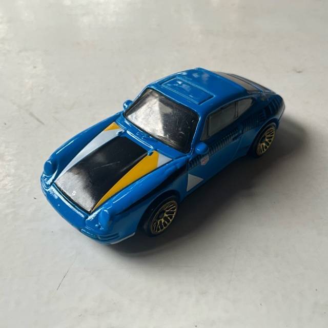 HL 1996 Porsche Carrera Blue FYB71 2018 Mala...