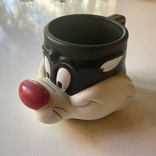 KFC 1992 Silvester the Cat MUG looney Tune’s