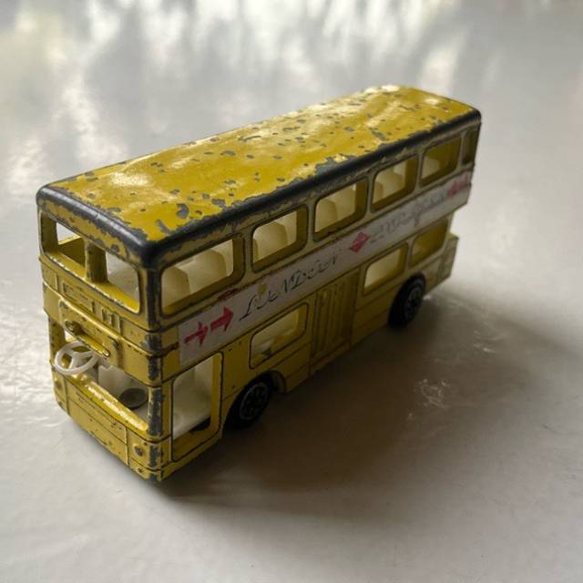 Bus - LONDON DOUBLE DECKER - MADE IN SINGAPO...