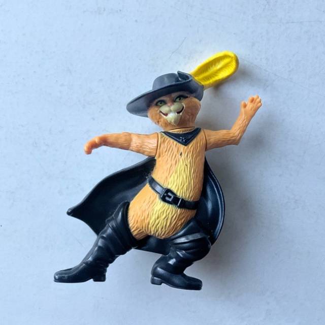 MCDONALDS SHREK 2007 PUSS N BOOTS
