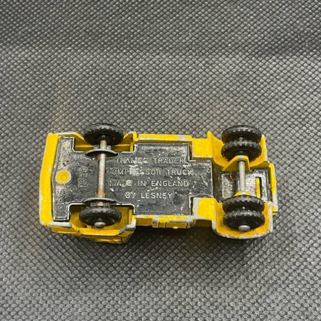 vintagetoy_54870.jpg