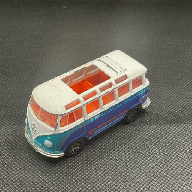 MB No 12 WHITE BLUE VW TRANSPORTER MB64 I12...