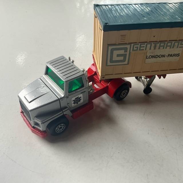 vintagetoy_55362.jpg