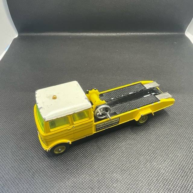 SIKU V319 MERCEDES BENZ ADAC LP 608 RECOVERY...