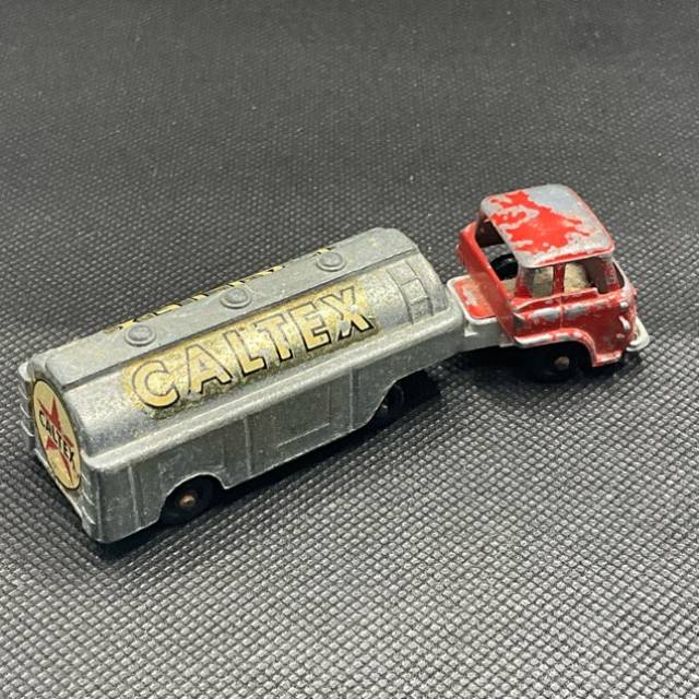vintagetoy_56885.jpg