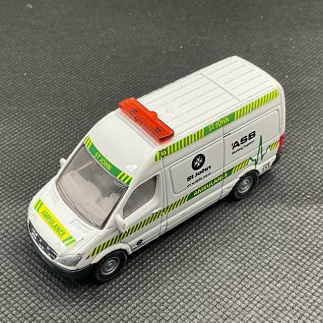 SIKU St Johns New Zealand Ambulance 0804
