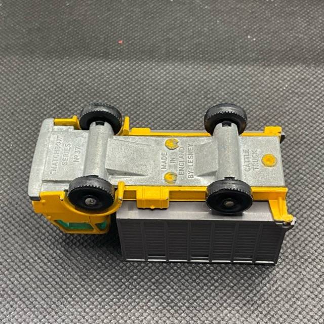 vintagetoy_58036.jpg