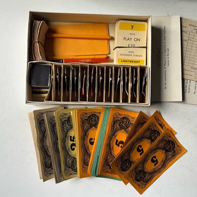 vintagetoy_58996.jpg