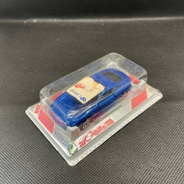 Majorette 229 ASTON MARTIN DB Blue