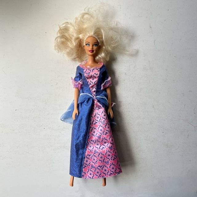 Barbie 2010 Purple and Pink Dress