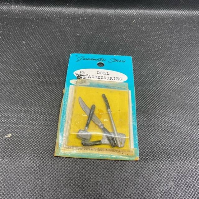 Miniature Dolls House Kitchen Knives