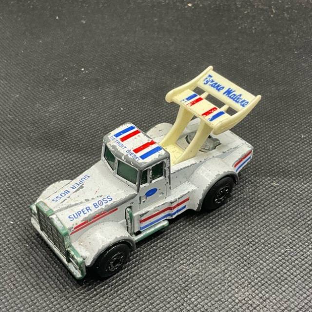 MB Kenworth Super Boss Truck White Body with...