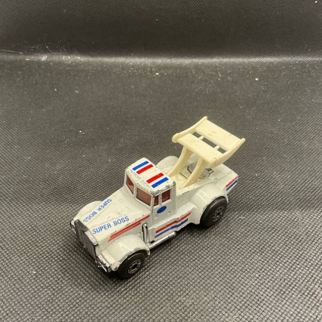 MB Kenworth Super Boss Truck White Body with...