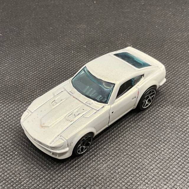 HL Datsun 240Z White Malaysia