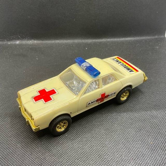 Dodge Monaco AMULANCE Car - Plastic 1970s 13...