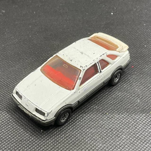 MB FORD SIERA XR4 White 1985