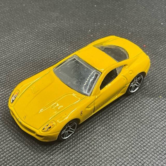 MB FERRARI GTB Yellow Malaysia