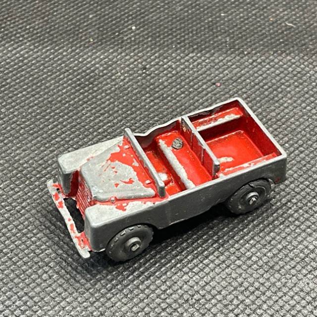 Fun Ho No 19 Land Rover 47mm 1966- 1979 Red