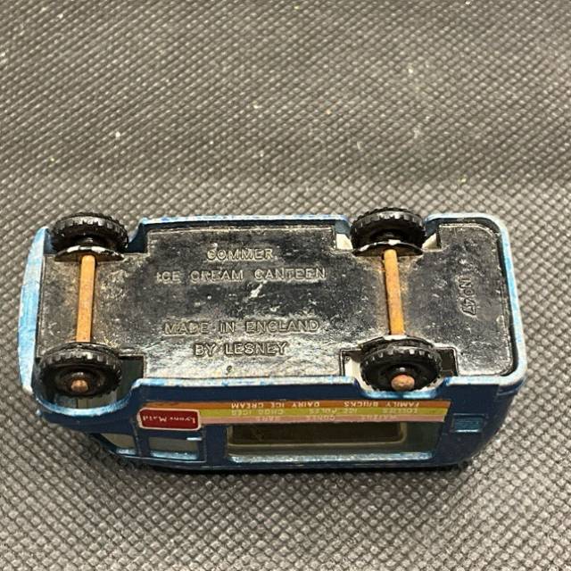 vintagetoy_60758.jpg