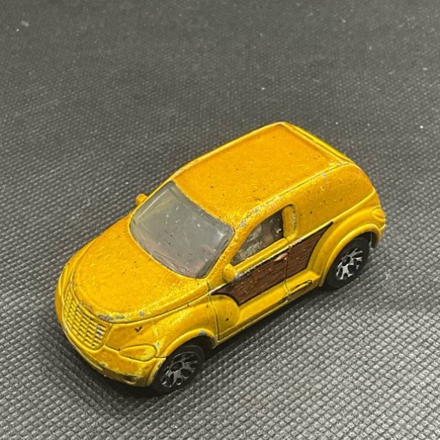 MB Chrysler Panel Cruiser Gold 2000