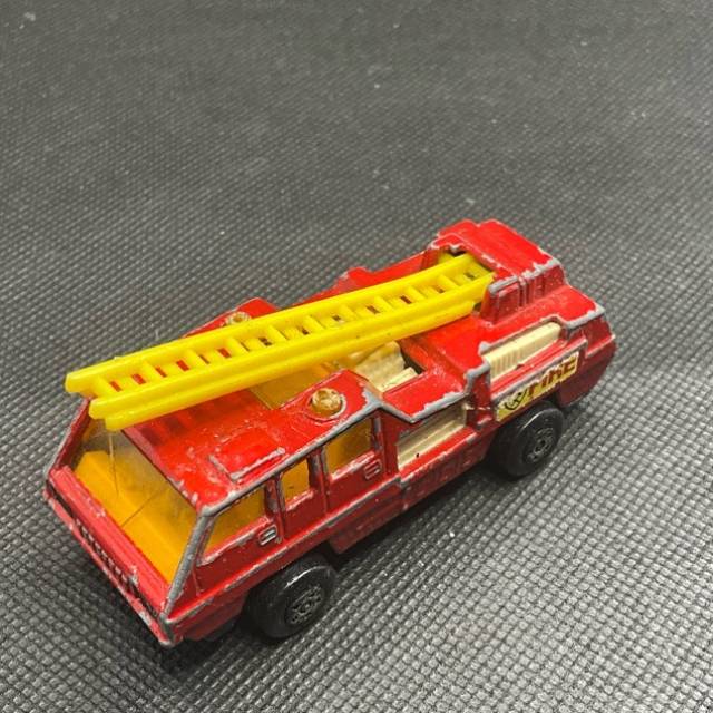 MB SUPERFAST BLAZE BUSTER FIRE ENGINE No 22...