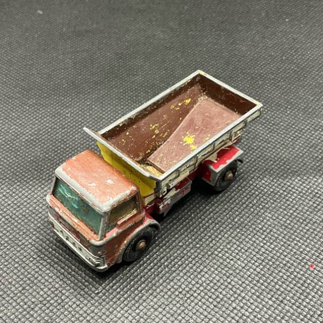 MB LESNEY GRIT SPREADING TRUCK No 70
