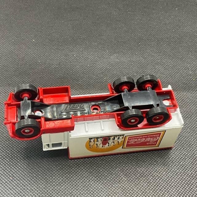 vintagetoy_61446.jpg