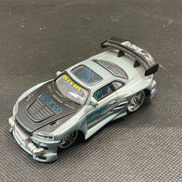 Kentoys Nissan GTR Skyline 1 55 scale 2003