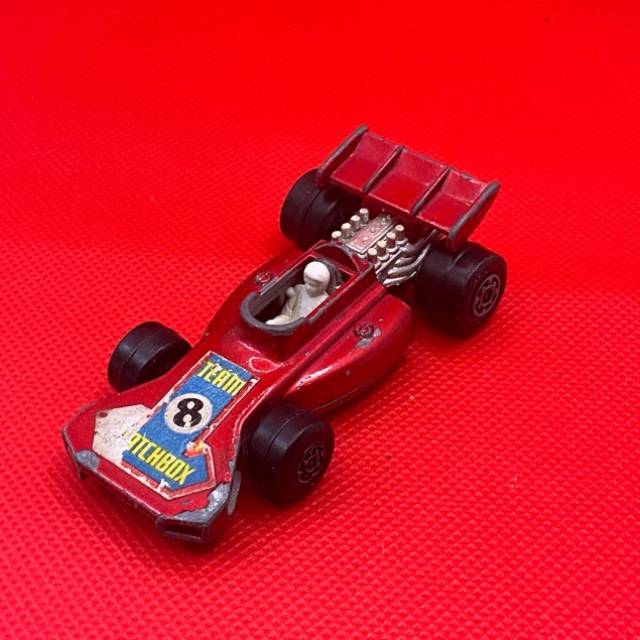 MB SUPERFAST TEAM MATCHBOX No 24 Red 1973