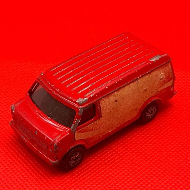 Corgi Juniors U.S VAN Red COKE