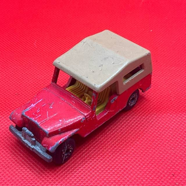 MB SUPERFAST No.53 JEEP CJ6 1977 Red Tan
