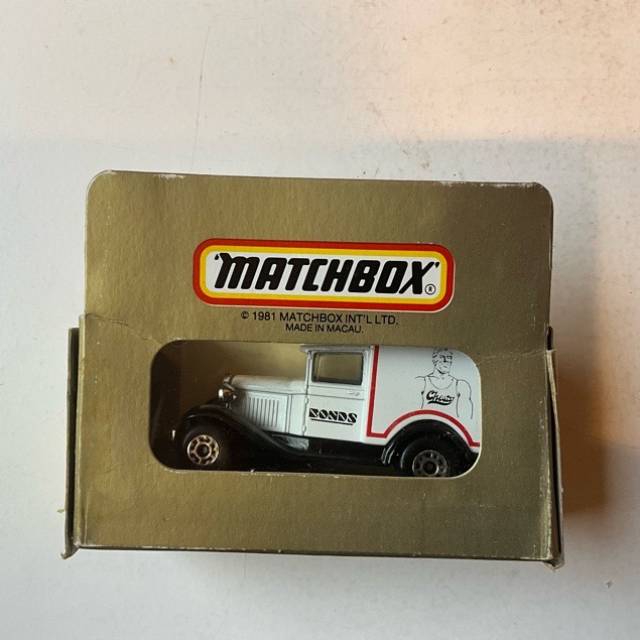 vintagetoy_63775.jpg
