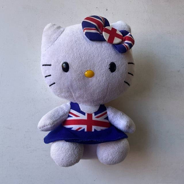 Ty Beanie Baby “Hello Kitty” Union Jack...