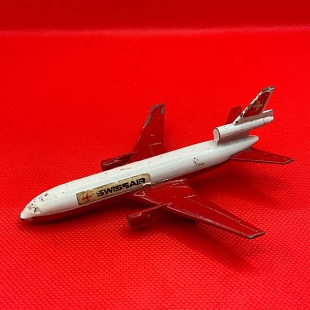 MB 1975 Lesney SB13 Red White McDonnell Doug...