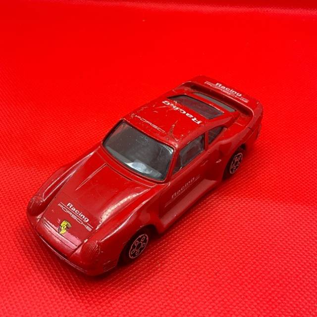 Burago Porsche 959 1 43 Scale Red Racing