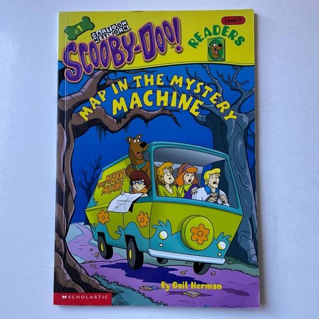 SCOOBY - DOO! MAP IN THE MYSTERY MACHINE 2000