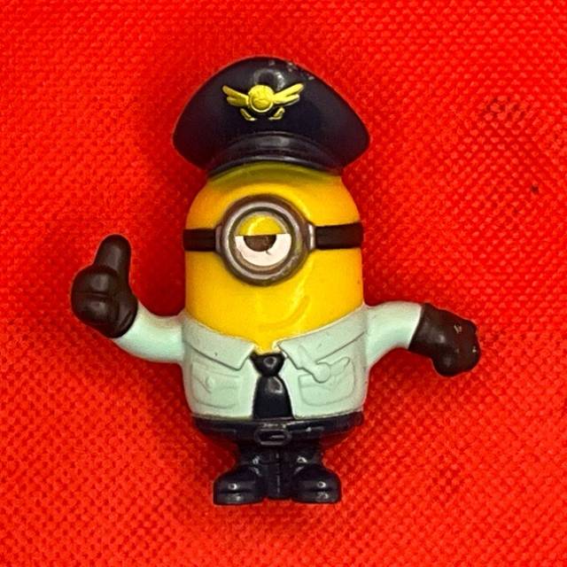 McDonalds Despicable Me 2 Minions Happy Meal...