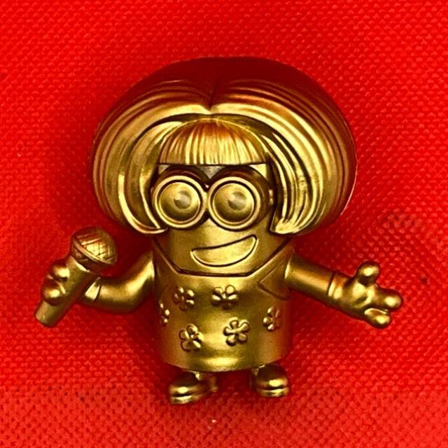 McDonald’s 2019 Gold Mom Minion’s Despic...