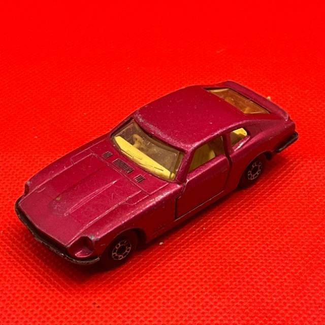 MB SUPERFAST No 67 DATSUN 260 2+2 MAGENTA 1978