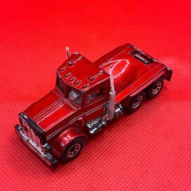 MB 1981 Peterbilt Cement truck
