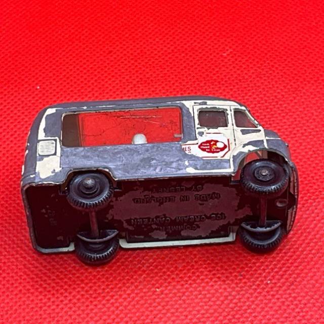 vintagetoy_68807.jpg